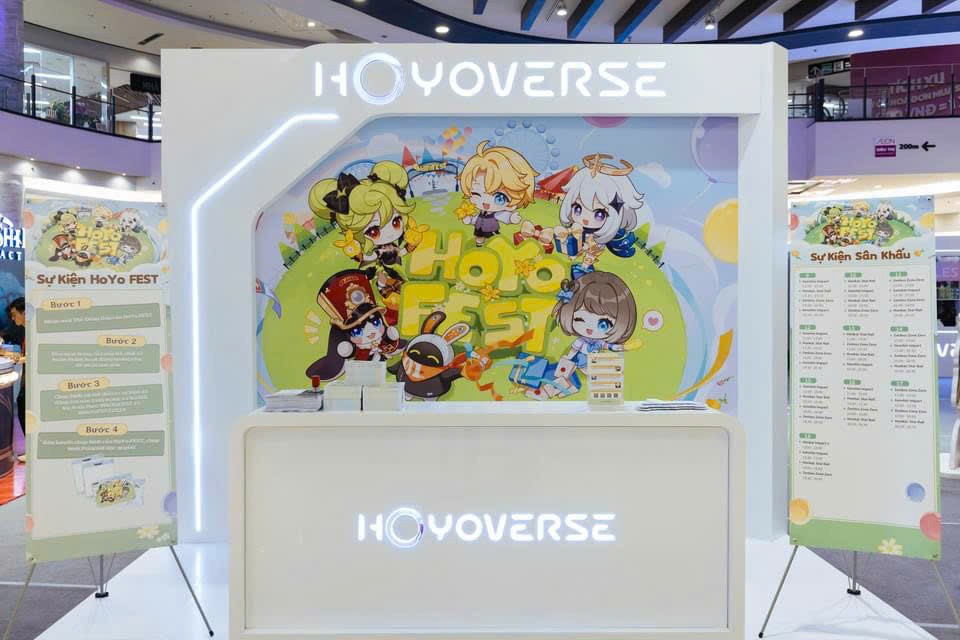 BOOTH HOYOVERSE